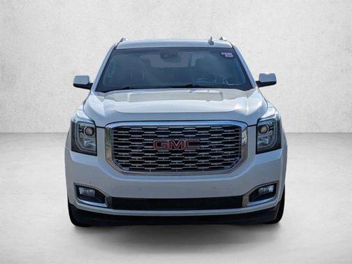 White Diamond Tricoat 2015 GMC Yukon Denali