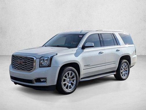 White Diamond Tricoat 2015 GMC Yukon Denali