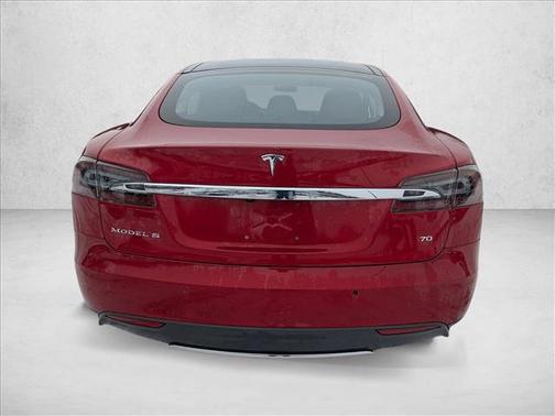 2015 Tesla Model S 70