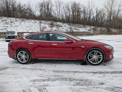 2015 Tesla Model S 70