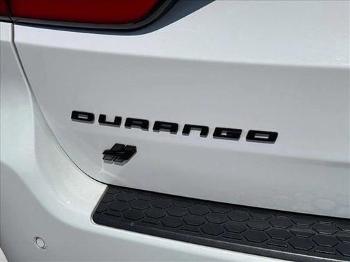 White Knuckle Clearcoat 2022 Dodge Durango R/T AWD