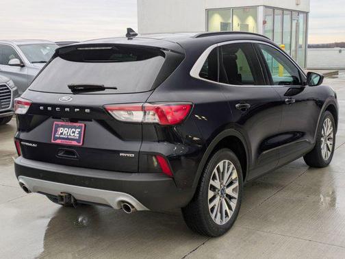 2021 Ford Escape Titanium