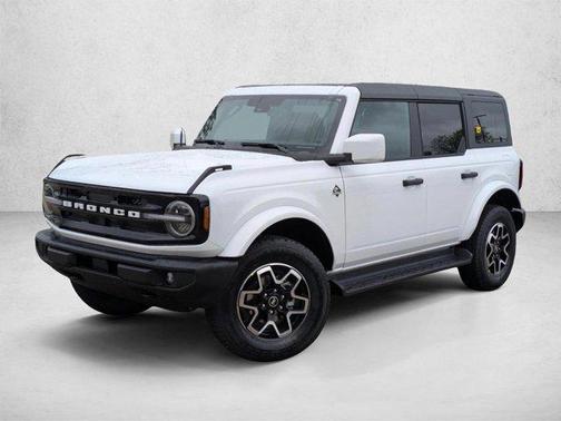 Oxford White 2026 Ford Bronco Outer Banks