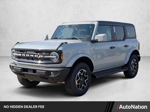 Avalanche Gray 2026 Ford Bronco Outer Banks
