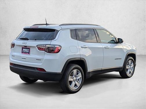 Bright White Clearcoat 2022 Jeep Compass Latitude