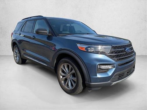 Blue Metallic 2020 Ford Explorer XLT