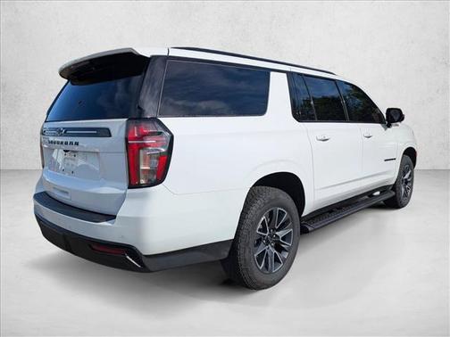Summit White 2023 Chevrolet Suburban 4WD Z71