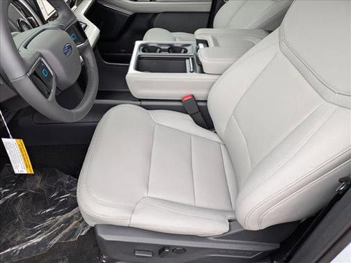 Space Silver Metallic 2026 Ford Expedition Active