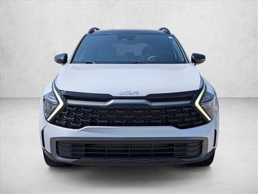Glacial White Pearl 2023 Kia Sportage X-Line
