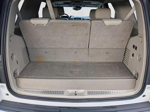 White Frost Tricoat 2018 GMC Yukon Denali