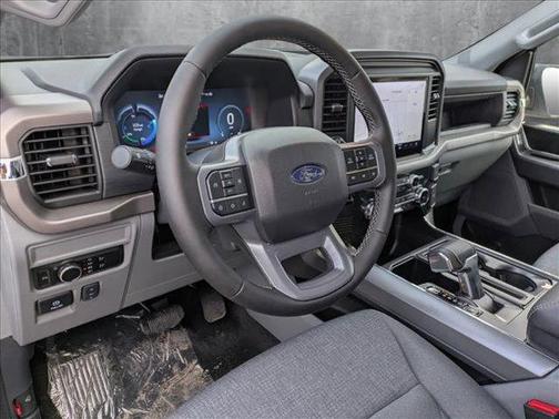 2025 Ford F-150 Lightning XLT