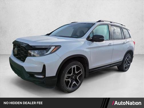 Platinum White Pea 2023 Honda Passport AWD Elite