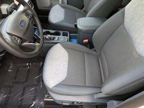 Space White Metallic 2026 Ford Maverick XLT