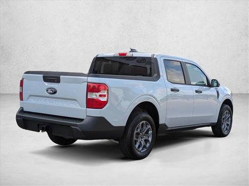 Space White Metallic 2026 Ford Maverick XLT