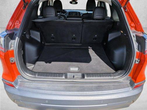 Spitfire Orange Clearcoat 2021 Jeep Cherokee Altitude