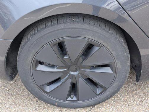 2024 Tesla Model 3 Standard Range