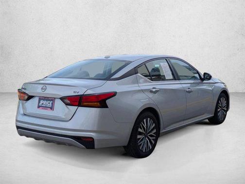 Brilliant Silver Metallic 2024 Nissan Altima 2.5 SV