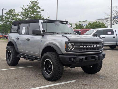 2023 Ford Bronco Black Diamond