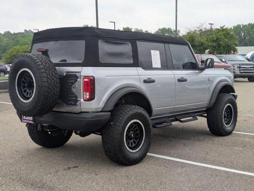 2023 Ford Bronco Black Diamond