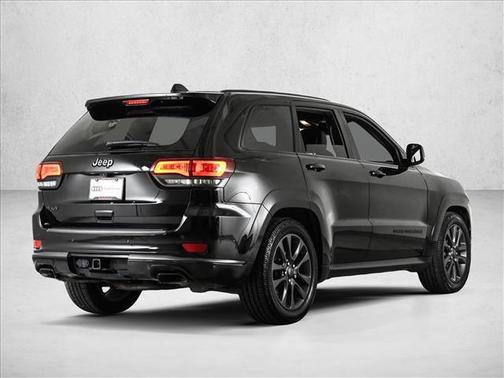 Diamond Black Crystal Pearlcoat 2018 Jeep Grand Cherokee High Altitude