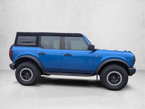 Velocity Blue Metallic 2022 Ford Bronco Base 4 Door Advanced 4x4