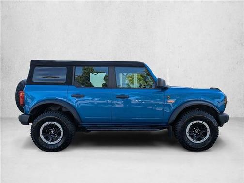 Velocity Blue Metallic 2022 Ford Bronco Base 4 Door Advanced 4x4