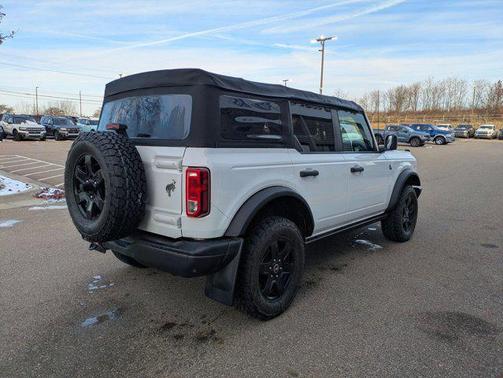 2022 Ford Bronco Black Diamond