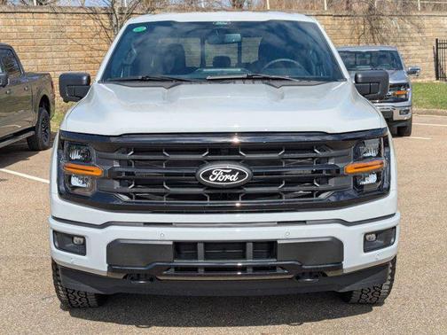 Avalanche 2026 Ford F-150 XLT