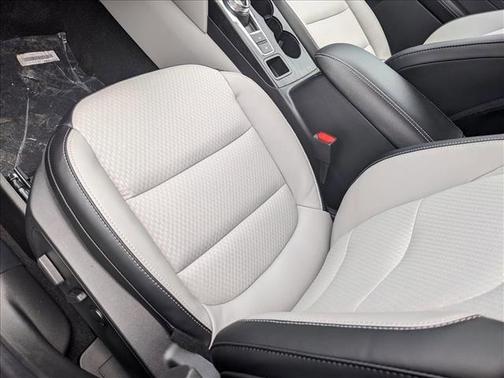 2024 Ford Escape PHEV Base