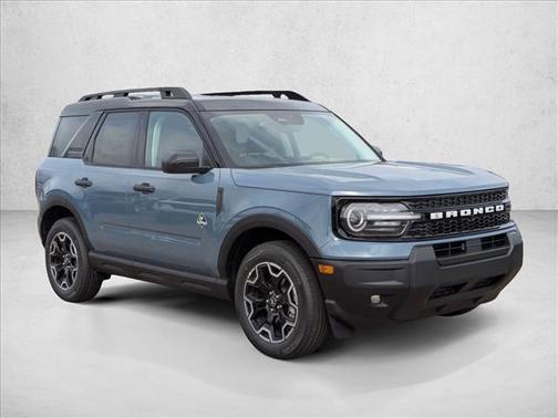 Azure Gray Metallic Tri-Coat 2026 Ford Bronco Sport Outer Banks