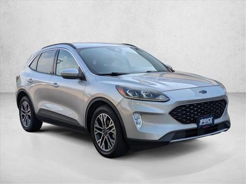 Ingot Silver Metallic 2020 Ford Escape SEL