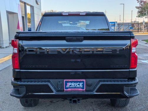 2022 Chevrolet Silverado 1500 Custom