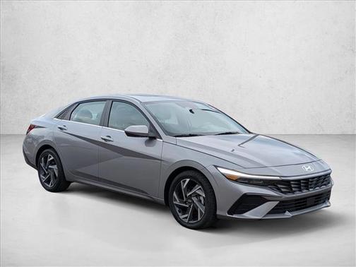 2025 Hyundai ELANTRA SEL