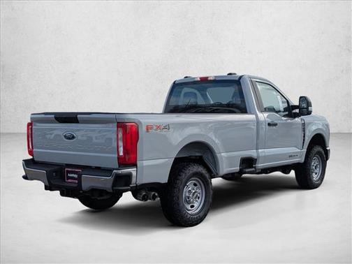 Avalanche 2026 Ford F-250 XL