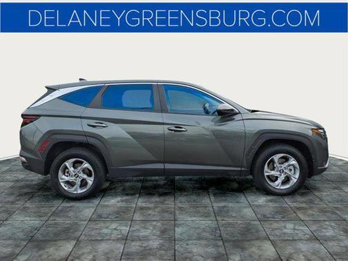 2023 Hyundai TUCSON SE
