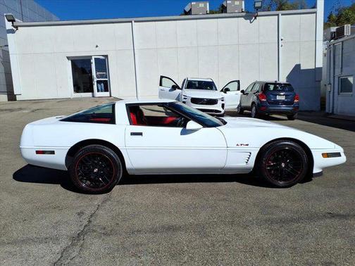 1996 Chevrolet Corvette Base