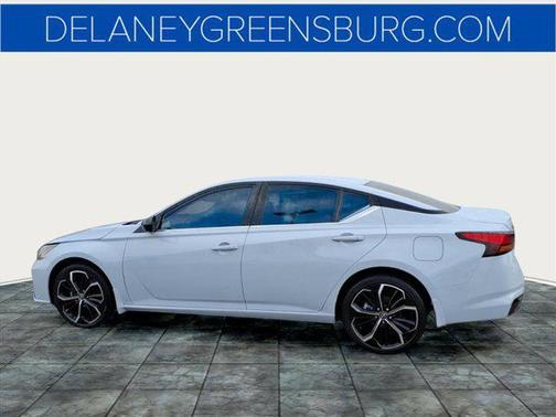 2023 Nissan Altima SR Intelligent AWD