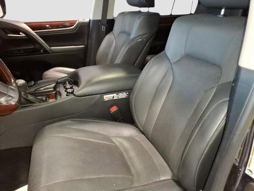 2019 Lexus LX 570 Base