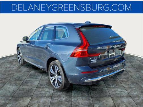 2023 Volvo XC60 B5 Plus Bright Theme