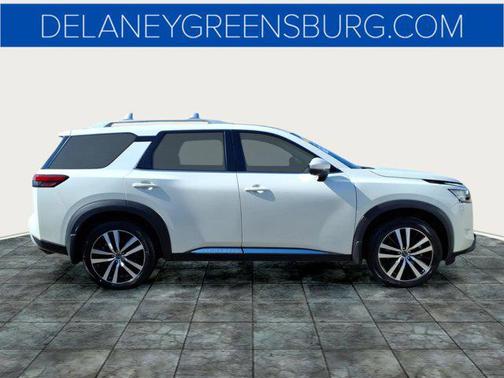2023 Nissan Pathfinder Platinum 4WD