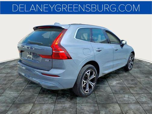 2022 Volvo XC60 B5 Momentum