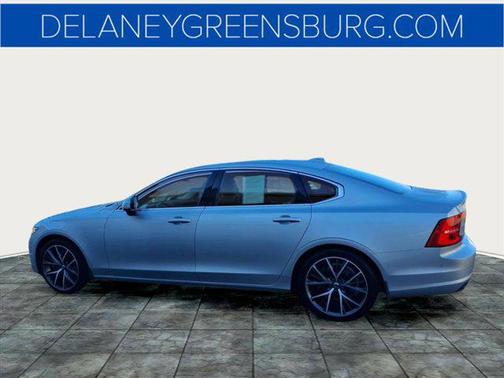 2018 Volvo S90 T5 Momentum