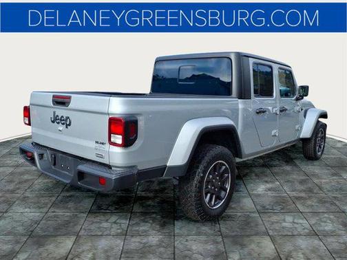 2023 Jeep Gladiator Overland
