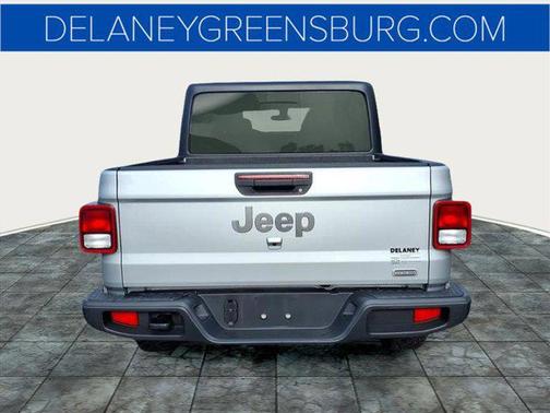 2023 Jeep Gladiator Overland