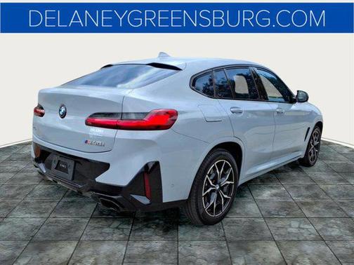 2024 BMW X4 M40i