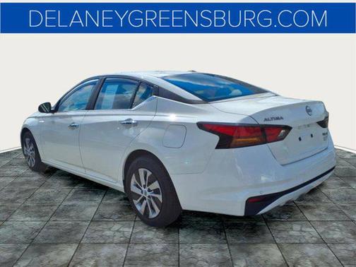 2025 Nissan Altima S FWD