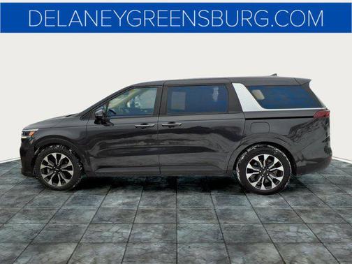 2022 Kia Carnival EX