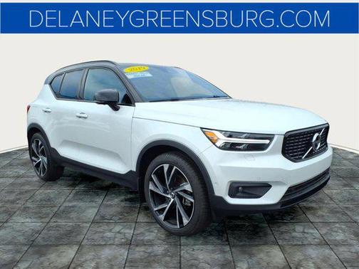2019 Volvo XC40 T5 R-Design