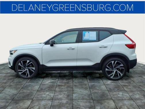 2019 Volvo XC40 T5 R-Design