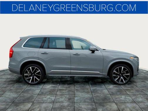 2024 Volvo XC90 B5 Plus Bright Theme
